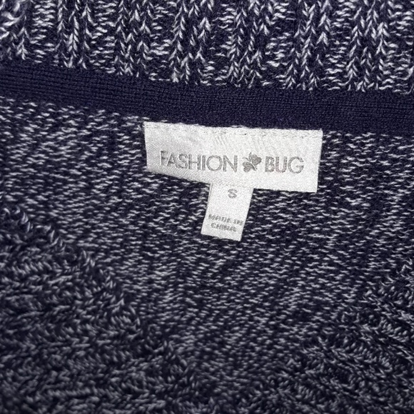 Sweater - Picture 2 of 2